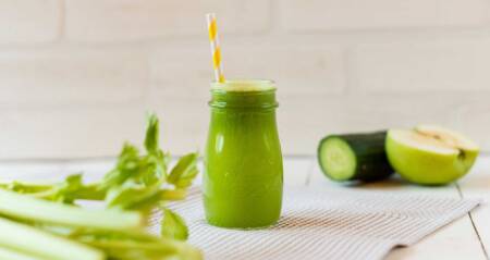 Grön detox-juice